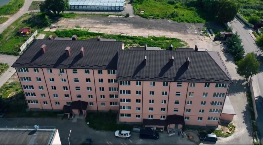 У Київській області відбудували зруйнований окупантами багатоквартирний будинок