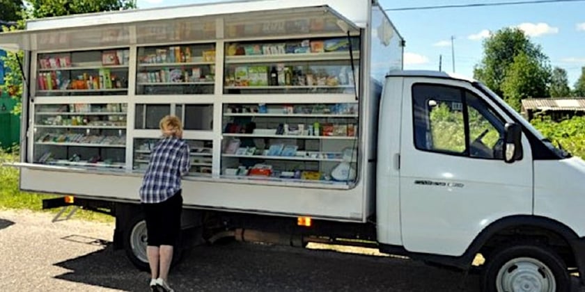 У МОЗ розповіли, як працюватимуть мобільні аптеки на прифронтових територіях