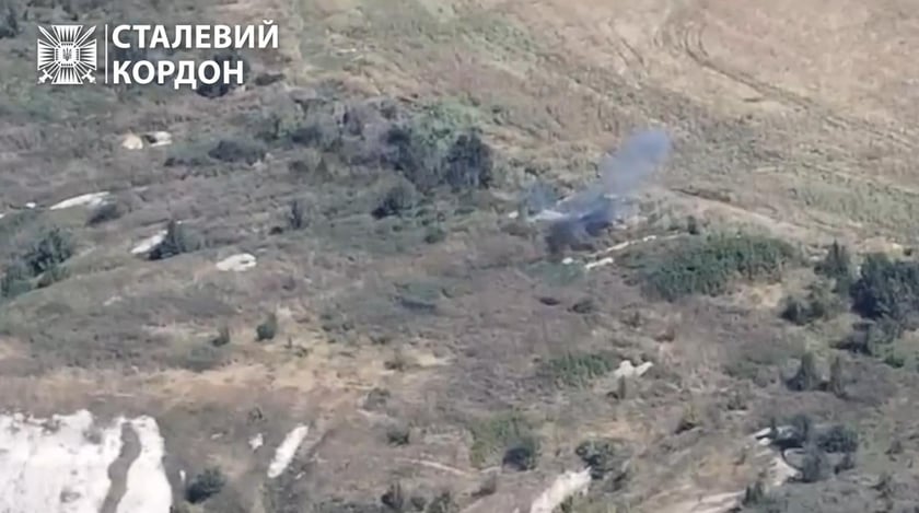 На Харківщині бійці «Сталевого кордону» знищили ворожий бліндаж (ВІДЕО)