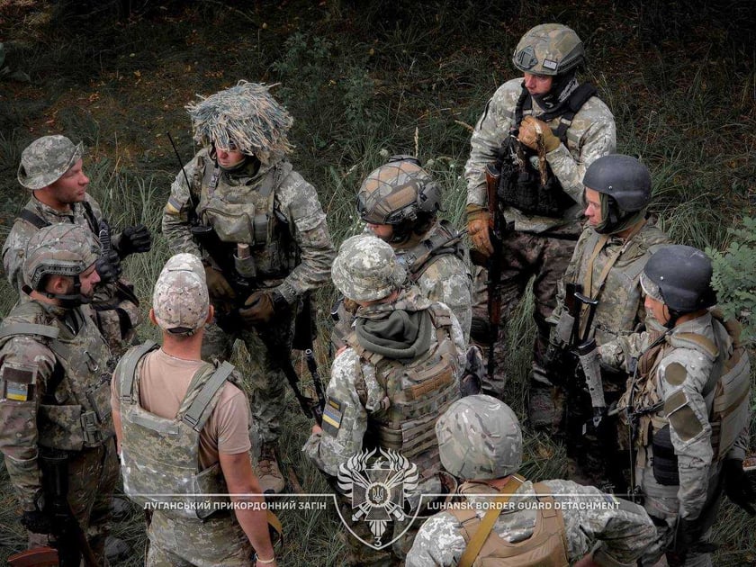 Луганські прикордонники пройшли навчання у Великій Британії (ВІДЕО)
