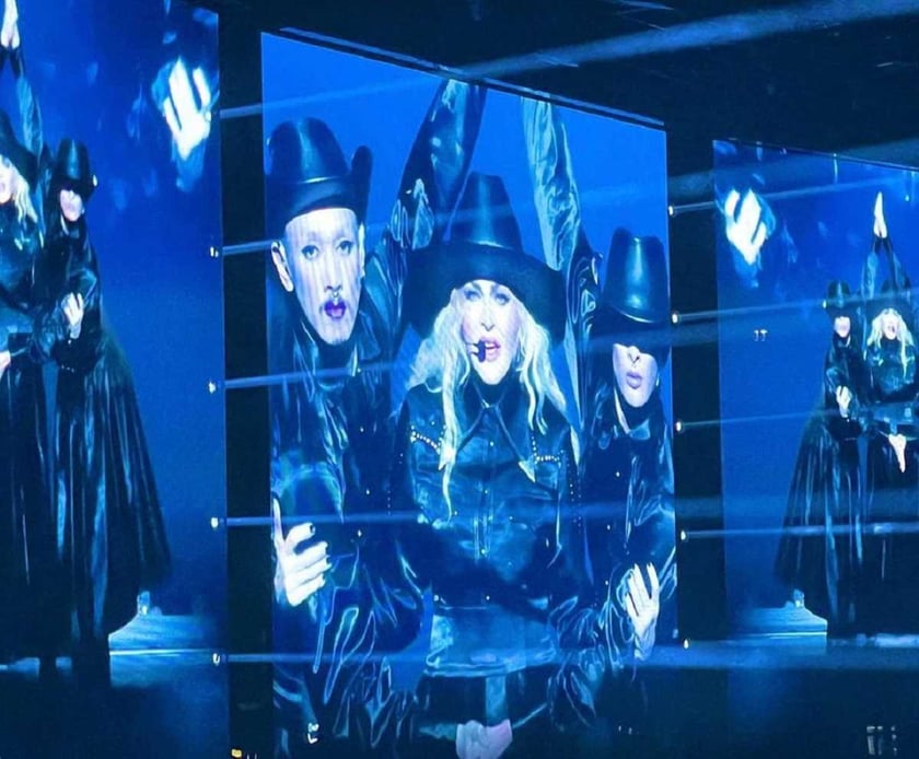 З українським прапором Мадонна викликала фурор на концерті в Лондоні