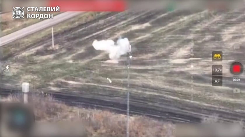 На Харківщині дрон-камікадзе прикордонників знищив станцію РЕБ окупантів (ВІДЕО)