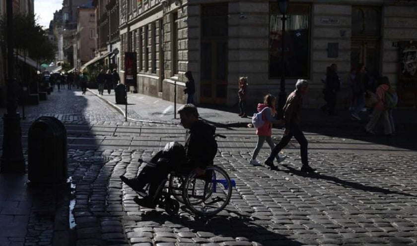У Львові на площі Ринок облаштують «доріжки доступності» для маломобільних груп