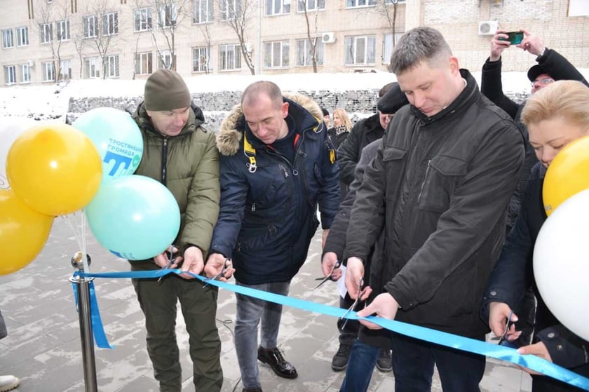 На Сумщині відкрили модульну поліклініку