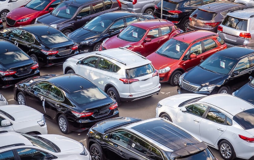 Латвія конфіскувала у п’яних водіїв та передала Україні авто майже на мільйон євро