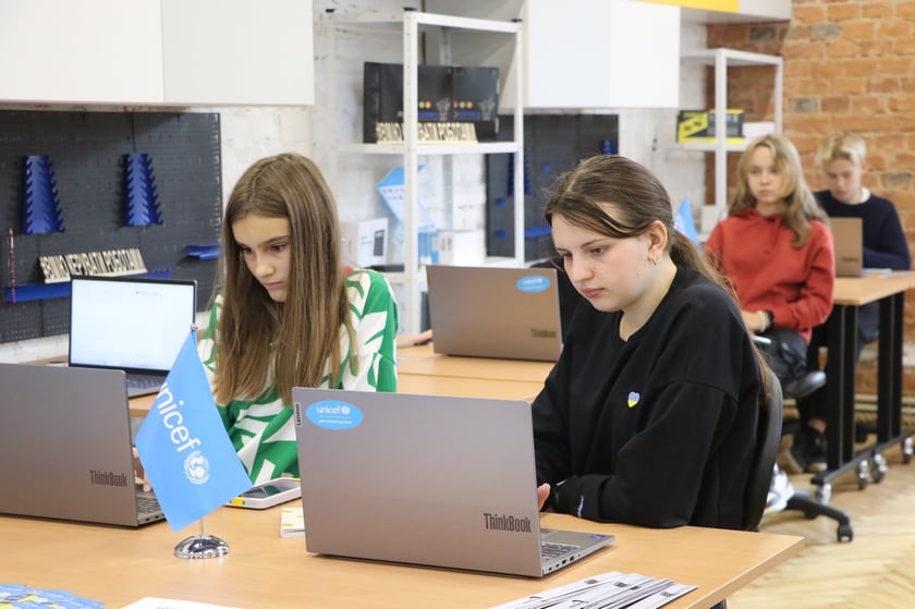 У Самборі на Львівщині запрацював сучасний STEAM-центр для школярів