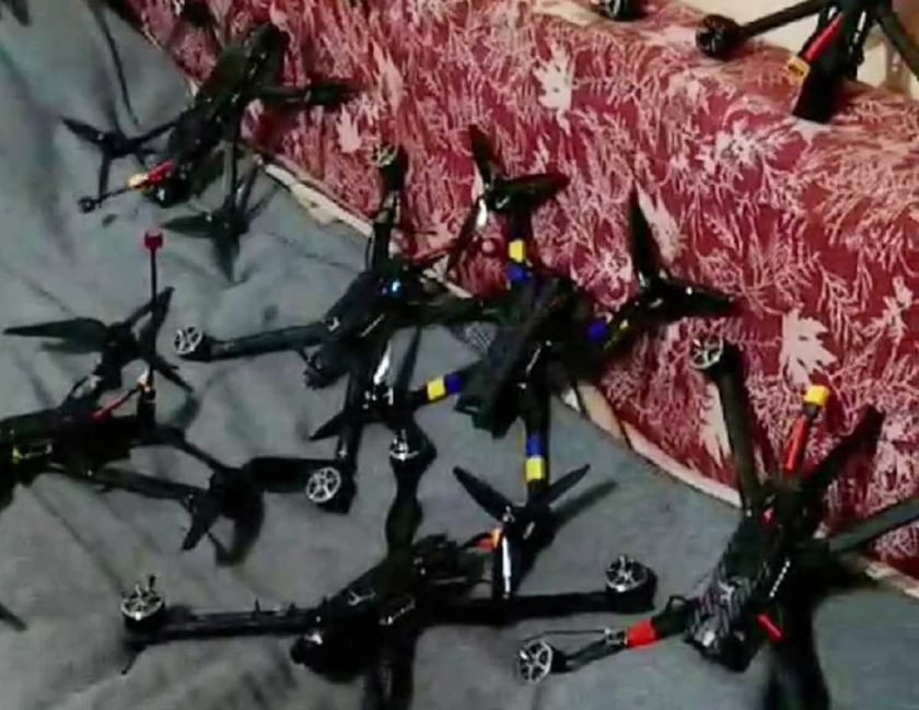 Прикордонники за тиждень «затрофеїли» 10 дронів (ВІДЕО)