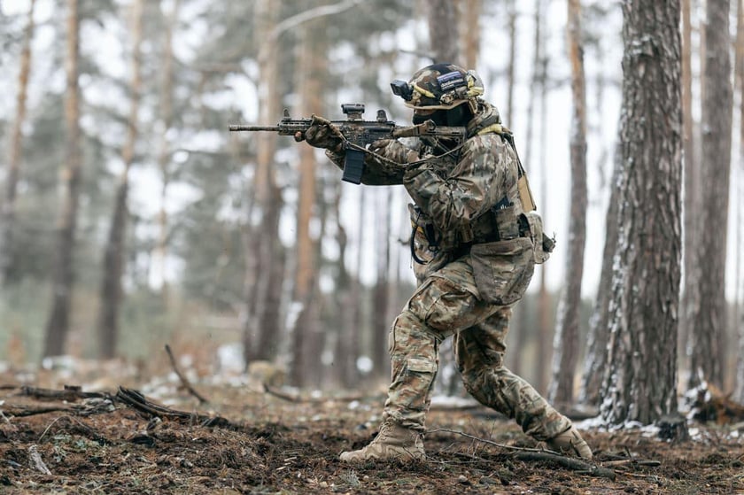 Четверо гвардійців розбили колону окупантів біля Роботиного (ВІДЕО)