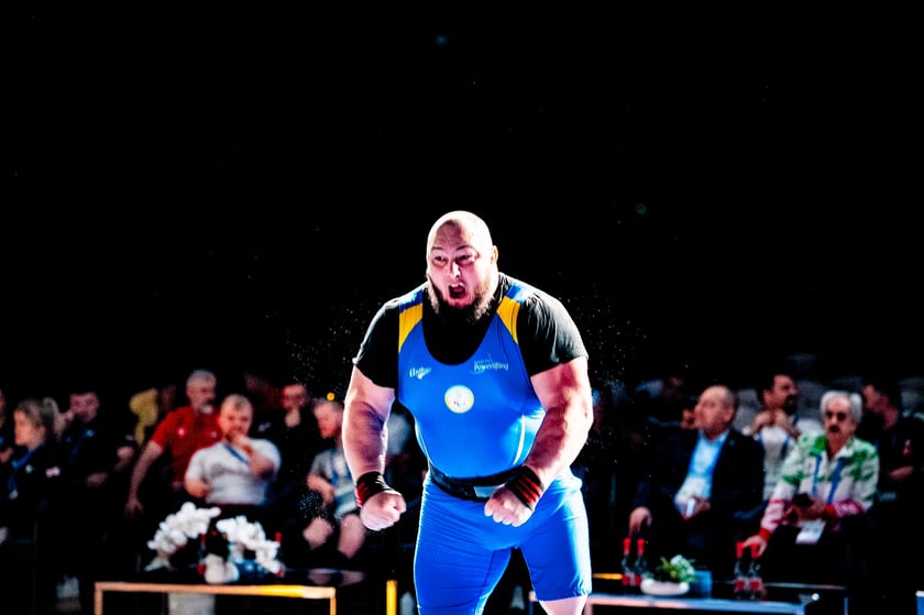 Українські параатлети встановили два рекорди Європи на Кубку світу з паверліфтингу в Дубаї