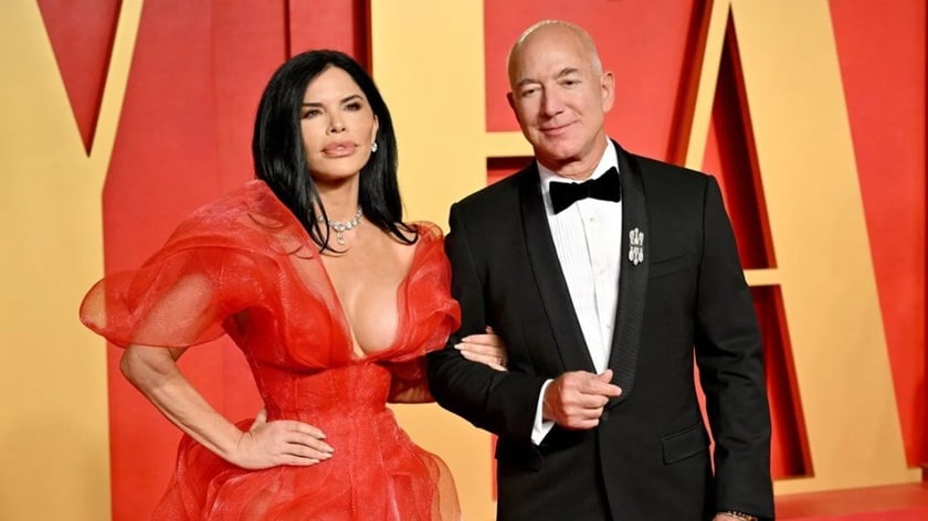 Лорен Санчес зʼявилася на червоній доріжці  у сукні від української дизайнерки