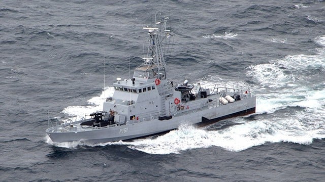 ВМС показали кадри знищення дронів-камікадзе над морем (ВІДЕО)