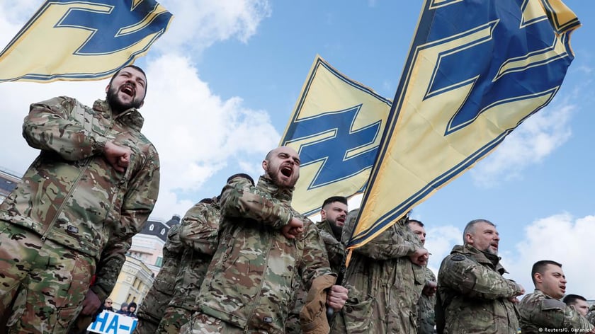 США офіційно скасували заборону передачі зброї «Азову»