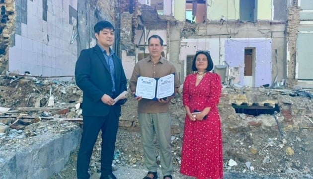 Відновлення «Охматдиту»: працівники компанії з Південної Кореї зібрали гроші на відбудову