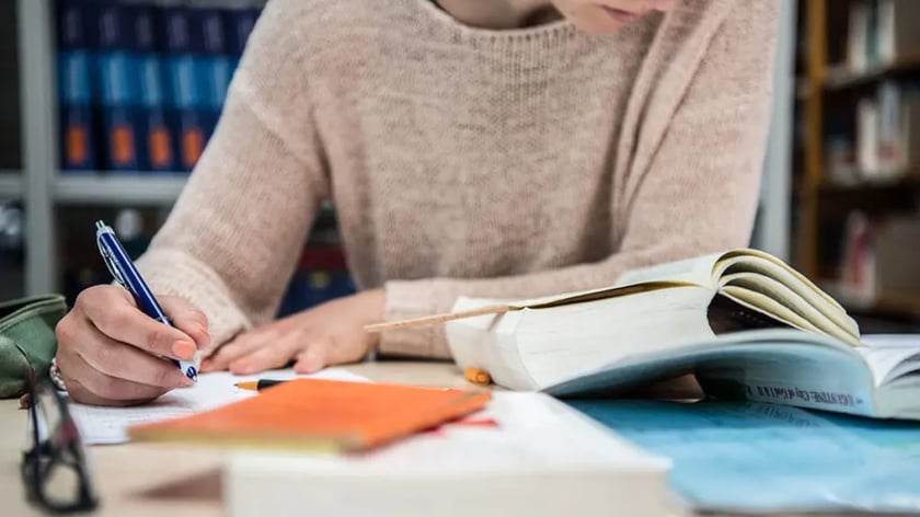 Грант на документування війни в Україні: як отримати 5000 євро