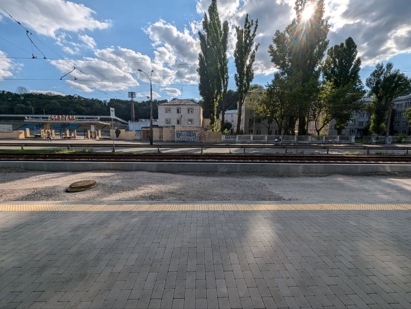 У Києві зʼявиться перша «віденська» трамвайна зупинка: що це значить