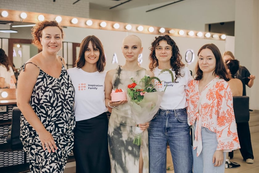 В Україні запустили проєкт для жінок, які втрачають волосся через хіміотерапію