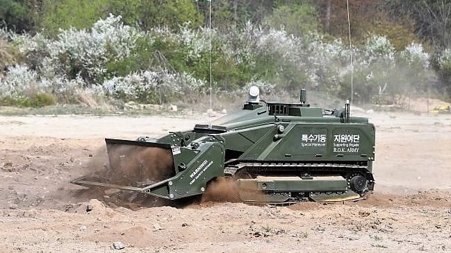 Хорватія подарувала Україні роботизовану систему розмінування DOK-ING MV-4
