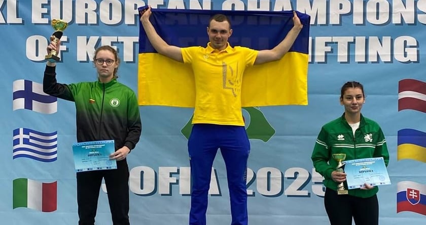 Україна виборола 120 медалей на чемпіонаті Європи з гирьового спорту в Болгарії