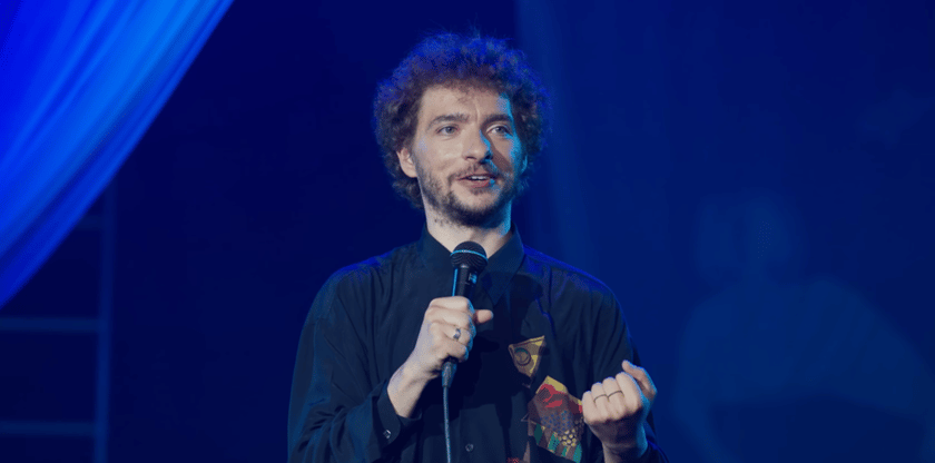 Комік Василь Байдак передав бійцям ГУР допомогу на понад 7 мільйонів гривень