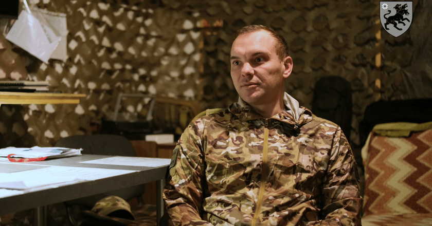 Боєць 128-ї гірсько-штурмової бригади з позивним Барбос