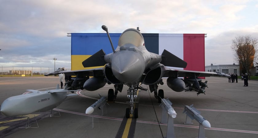 Україна отримає 100 винищувачів Rafale від Франції