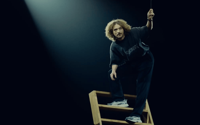 Комік Василь Байдак у Палаці спорту