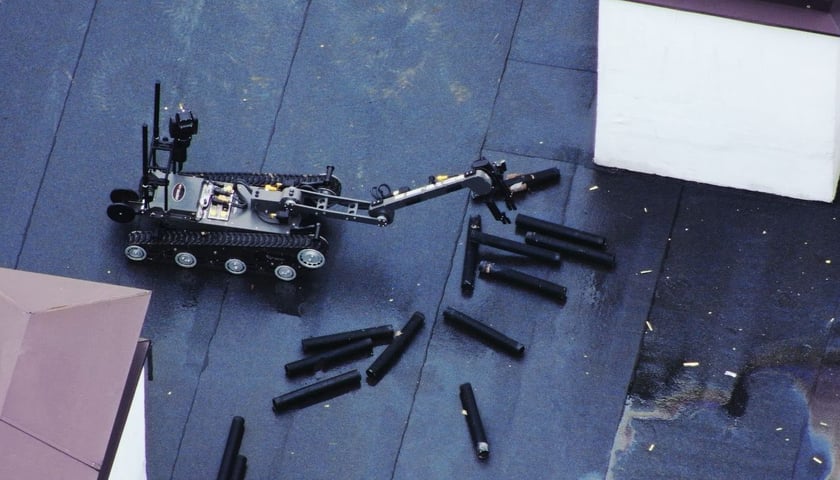 ДСНС знешкодила 22 касетні снаряди, що впали на будинок у Вишгороді