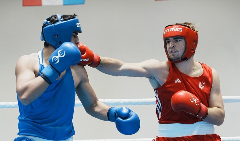 Юні українські боксери виграли командне «золото» на чемпіонаті Європи