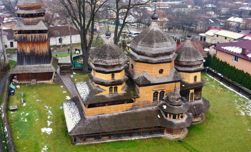 На Львівщині у мініатюрі відтворили церкву 15-16 століть (ФОТО)