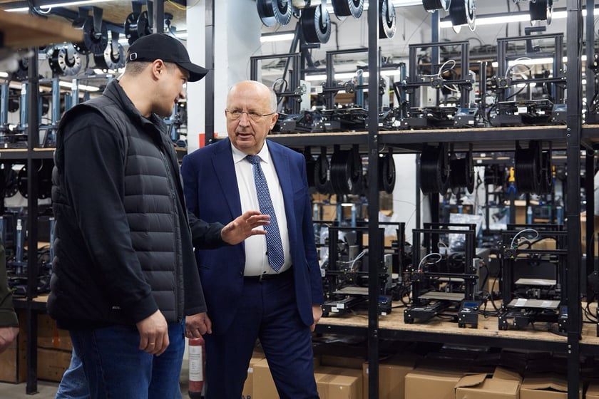 Україна відкриває експорт зброї