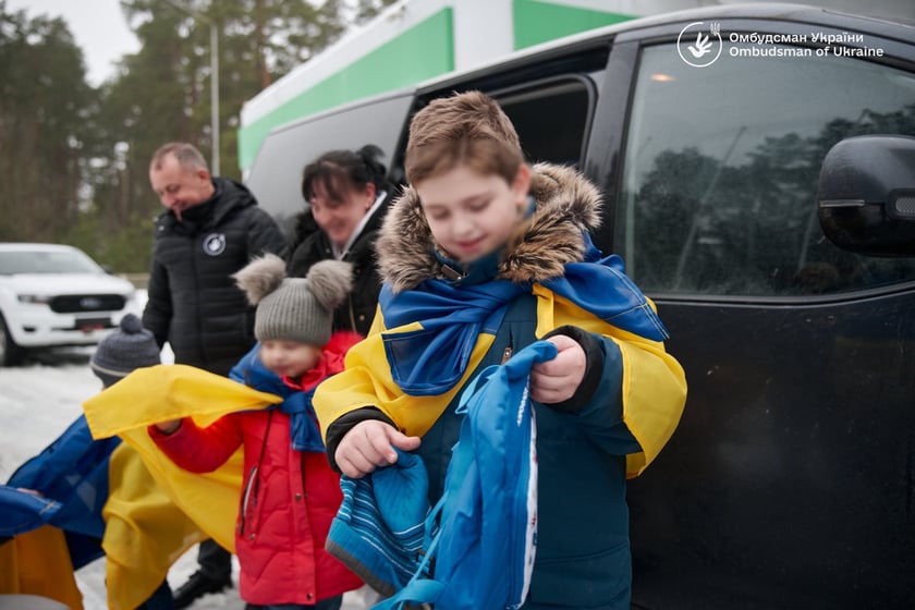 П’ятьох українських дітей повернули з ТОТ за підтримки Меланії Трамп