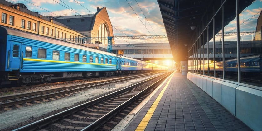 Пасажири «Укрзалізниці» зібрали 12 мільйонів грн на гранатомети для ЗСУ